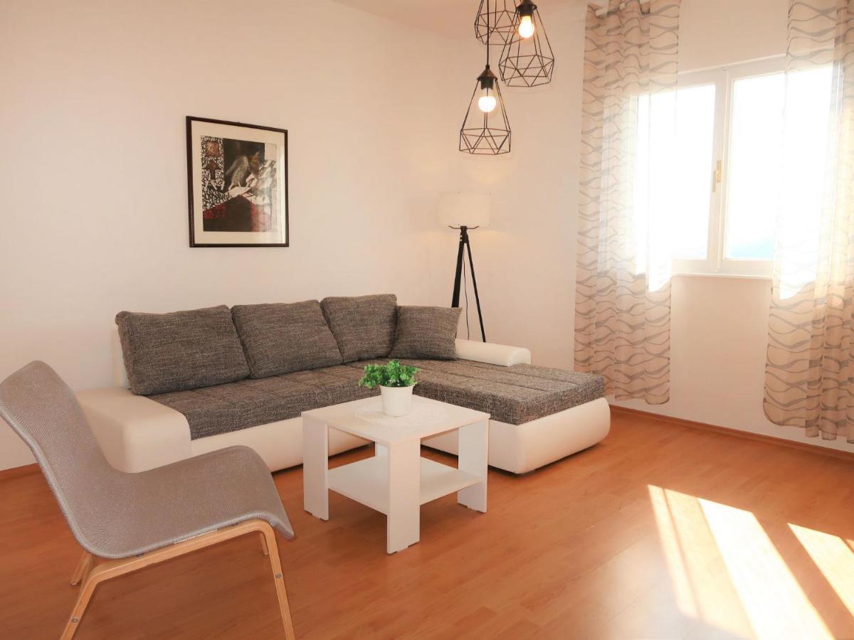 Apartment Katarina - Rac173 ราบัซ ภายนอก รูปภาพ